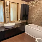 Tranquility Villa With Pool Private Garden & Bbq By Pikhost Villa